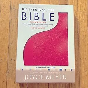 Fancy Bible NWT
